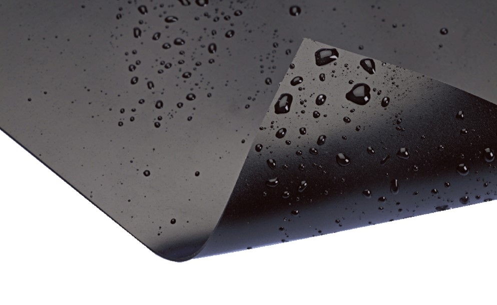 Bassiner, folie og tilbehør til havedammen 